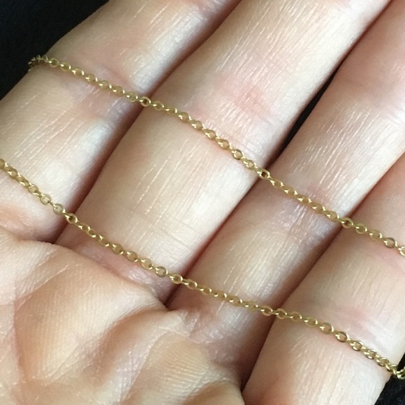 Vintage Mini Gold Tone Triangles Necklace - Picture 7 of 8